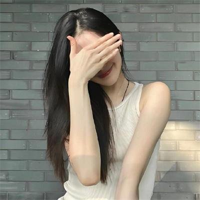 满目皆琳琅 海报