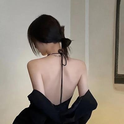 松树谷 海报